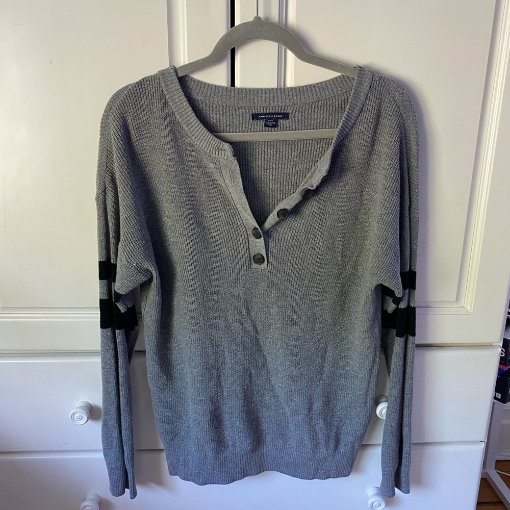 American Eagle Long Sleeve
